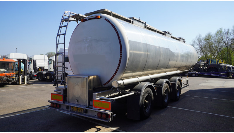 Magyar 3 AXLE FOOD TANK TRAILER 41.410LTR - Tanker semi-trailer: picture 5 Magyar 3 AXLE FOOD TANK TRAILER 41.410LTR - Tanker semi-trailer: picture 5