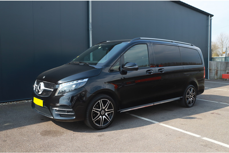 Mercedes-Benz V300 AMG EXCLUSIVE 4-MATIC AIRMATIC - Minibus, People carrier: picture 4 Mercedes-Benz V300 AMG EXCLUSIVE 4-MATIC AIRMATIC - Minibus, People carrier: picture 4