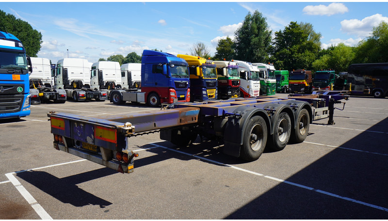 Pacton 3 AXLE MULTI CONTAINER TRANSPORT TRAILER EXTENDABLE 45 FT - Container transporter/ Swap body semi-trailer: picture 5 Pacton 3 AXLE MULTI CONTAINER TRANSPORT TRAILER EXTENDABLE 45 FT - Container transporter/ Swap body semi-trailer: picture 5