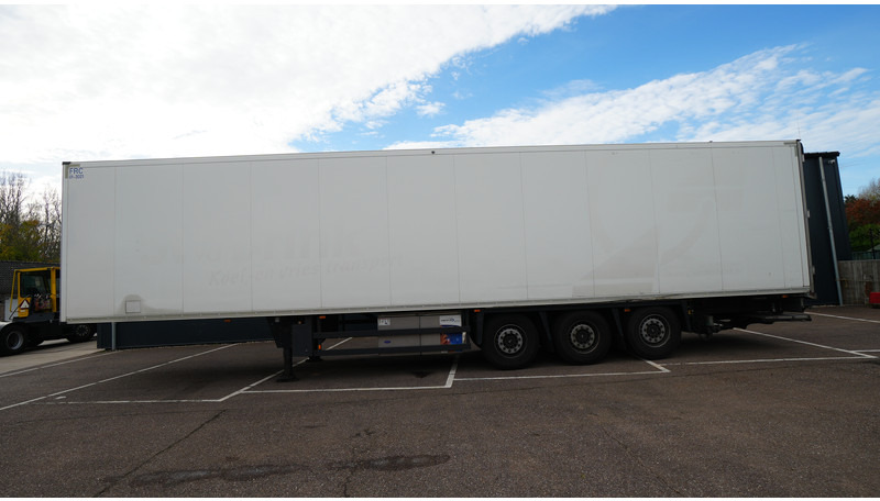 Schmitz Cargobull 3 AXLE FRIGO TRAILER - Refrigerated semi-trailer: picture 1 Schmitz Cargobull 3 AXLE FRIGO TRAILER - Refrigerated semi-trailer: picture 1