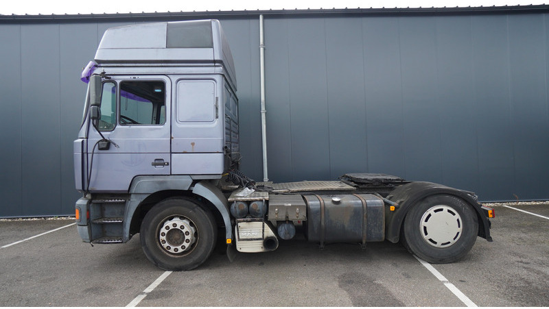 MAN F2000 EURO 2 MANUAL GEARBOX 6 CYLINDER - Tractor unit: picture 1 MAN F2000 EURO 2 MANUAL GEARBOX 6 CYLINDER - Tractor unit: picture 1