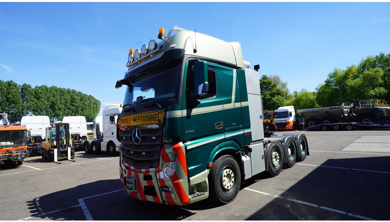 Mercedes-Benz ACTROS 4163 8X4 BROKEN ENGINE PUSH AN PULL - Tractor unit: picture 3 Mercedes-Benz ACTROS 4163 8X4 BROKEN ENGINE PUSH AN PULL - Tractor unit: picture 3
