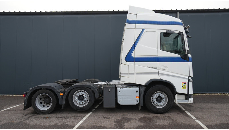 Volvo FH 420 6X2 GLOBETROTTER PTO - Tractor unit: picture 2 Volvo FH 420 6X2 GLOBETROTTER PTO - Tractor unit: picture 2