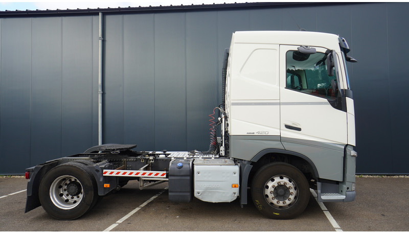 Volvo FH 420 ADR EURO 6 756.000KM - Tractor unit: picture 2 Volvo FH 420 ADR EURO 6 756.000KM - Tractor unit: picture 2