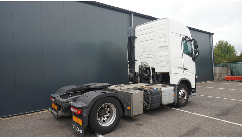 Tractor unit Volvo FH 420 GLOBETROTTER EURO 6: picture 7 Tractor unit Volvo FH 420 GLOBETROTTER EURO 6: picture 7