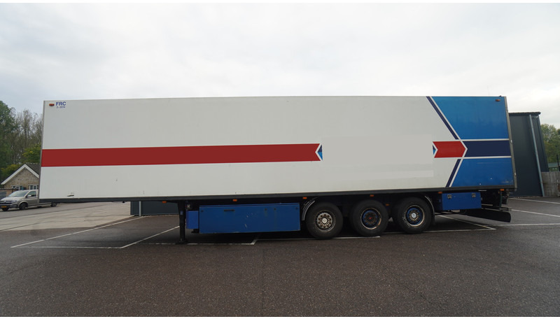 Van Eck 3 AXLE FRIGO WITH MEAT HOOK SYSTEM - Refrigerated semi-trailer: picture 1 Van Eck 3 AXLE FRIGO WITH MEAT HOOK SYSTEM - Refrigerated semi-trailer: picture 1