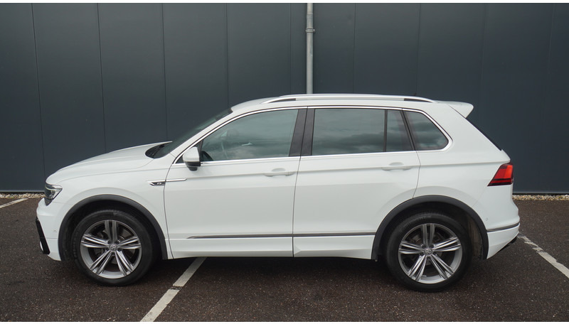 Volkswagen Tiguan 2.0 TDI R LINE 4MOTION - Minibus, People carrier: picture 1 Volkswagen Tiguan 2.0 TDI R LINE 4MOTION - Minibus, People carrier: picture 1