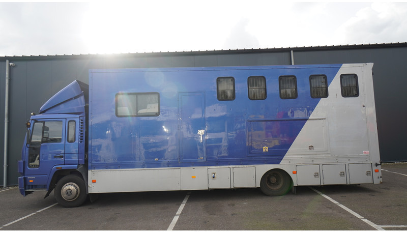 Volvo FL 6-9 HORSE TRANSPORT 341.000KM MANUAL GEARBOX - Horse truck: picture 1 Volvo FL 6-9 HORSE TRANSPORT 341.000KM MANUAL GEARBOX - Horse truck: picture 1