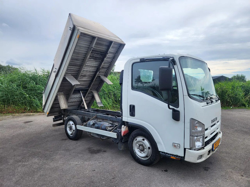 Isuzu N 2011, 3.0L, Euro 5, 157000km, Manual, New APK/TUV - Tipper van: picture 1 Isuzu N 2011, 3.0L, Euro 5, 157000km, Manual, New APK/TUV - Tipper van: picture 1