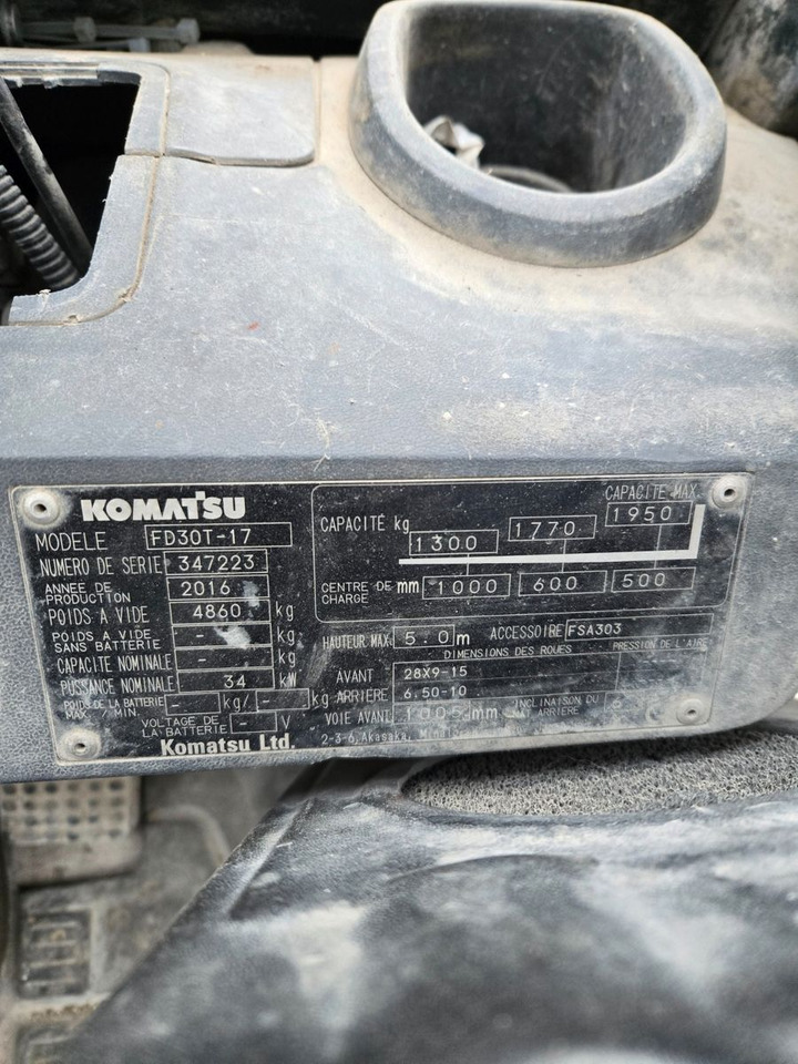 Komatsu FD30T-17 - Diesel forklift: picture 2 Komatsu FD30T-17 - Diesel forklift: picture 2