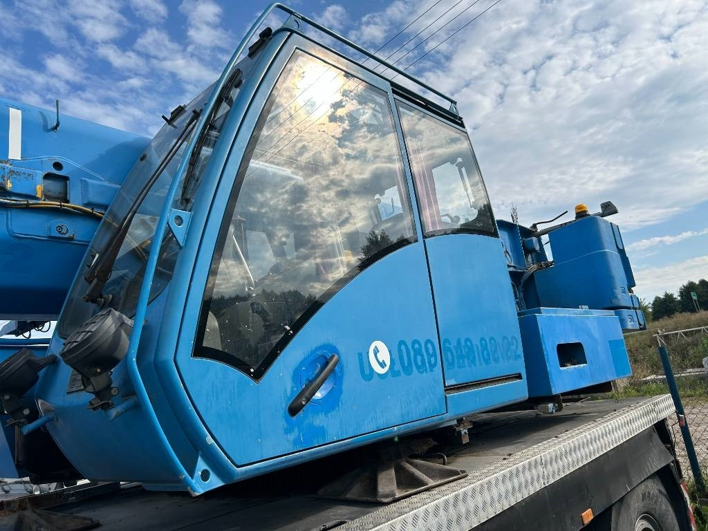 Grove GMK 3055 - All terrain crane: picture 2 Grove GMK 3055 - All terrain crane: picture 2