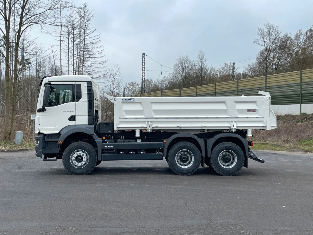MAN TGS 33.440 6x4 /Euro6 3-Seiten-Kipper EuromixMTP - Tipper: picture 5 MAN TGS 33.440 6x4 /Euro6 3-Seiten-Kipper EuromixMTP - Tipper: picture 5