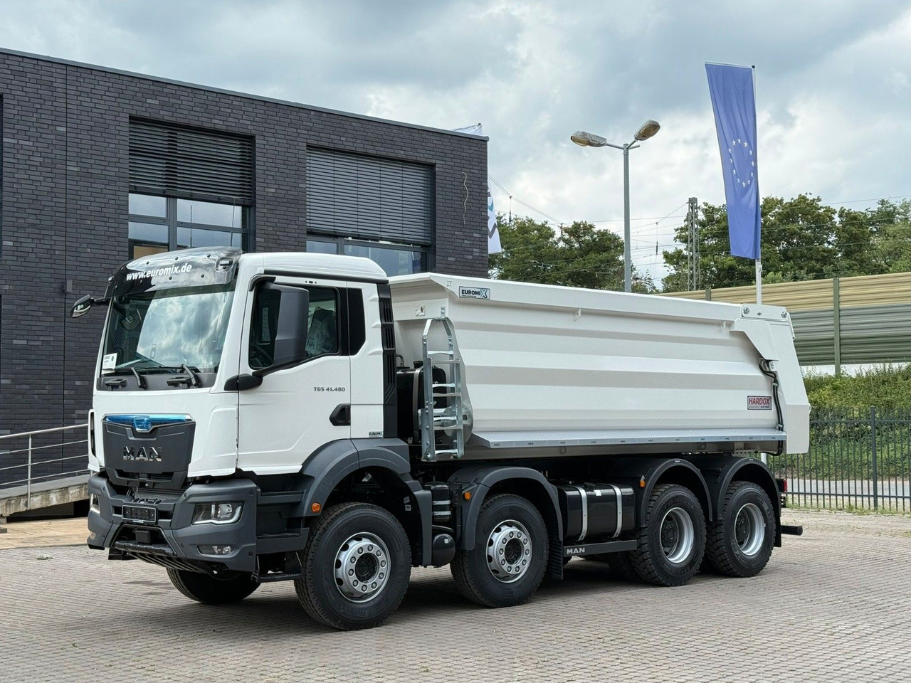 MAN TGS 41.480 BB 8X4 Euromix Mulden Kipper HARDOX - Tipper: picture 5 MAN TGS 41.480 BB 8X4 Euromix Mulden Kipper HARDOX - Tipper: picture 5