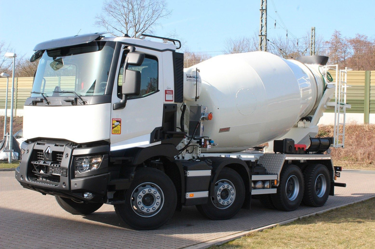 Renault 440 8X4 Renault 440 8X4 - Concrete mixer truck: picture 1 Renault 440 8X4 Renault 440 8X4 - Concrete mixer truck: picture 1