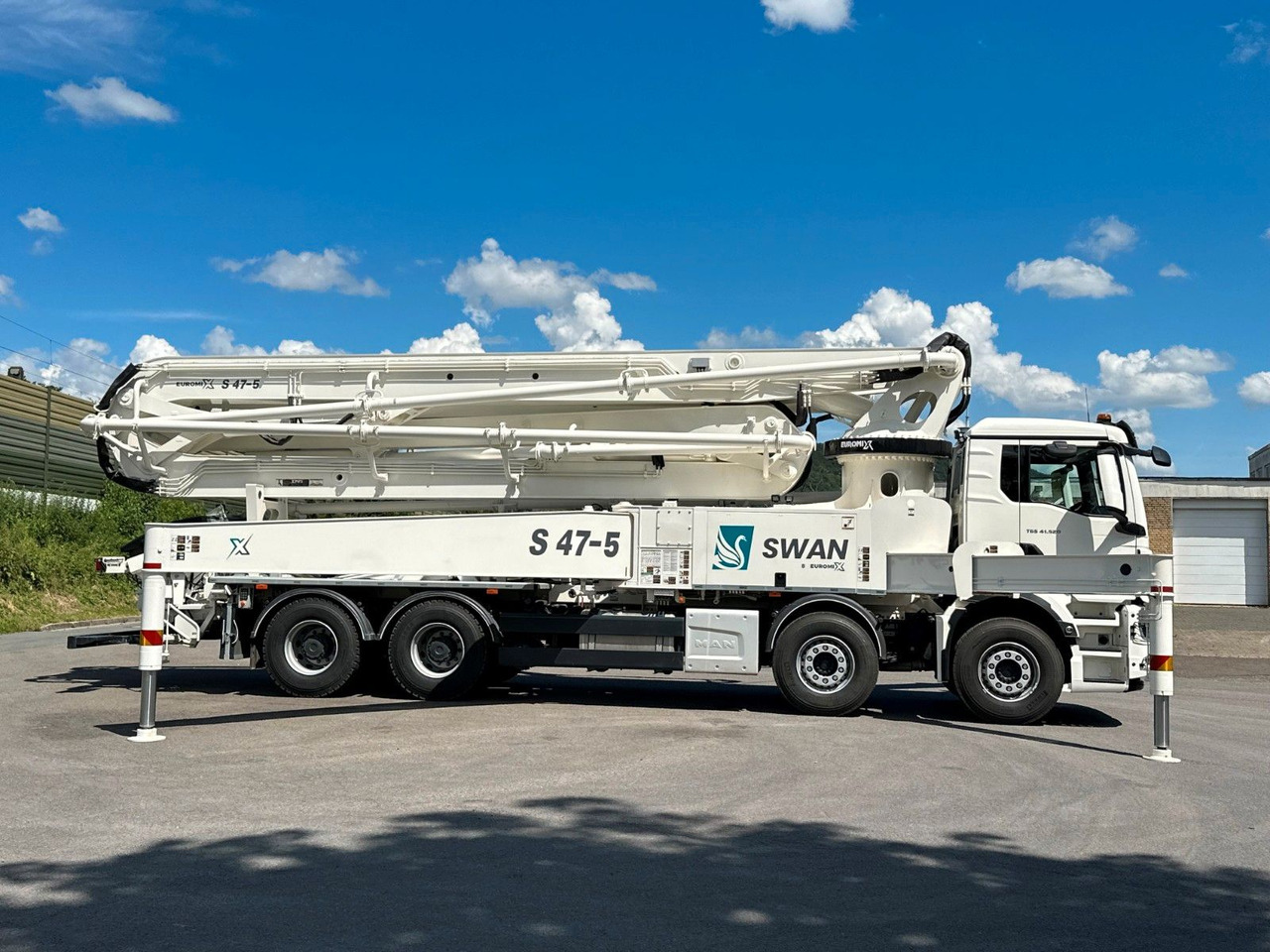 Volvo FMX 500 8x4 SWAN 47m Betonpumpe EuromixMTP - Concrete pump truck: picture 3 Volvo FMX 500 8x4 SWAN 47m Betonpumpe EuromixMTP - Concrete pump truck: picture 3