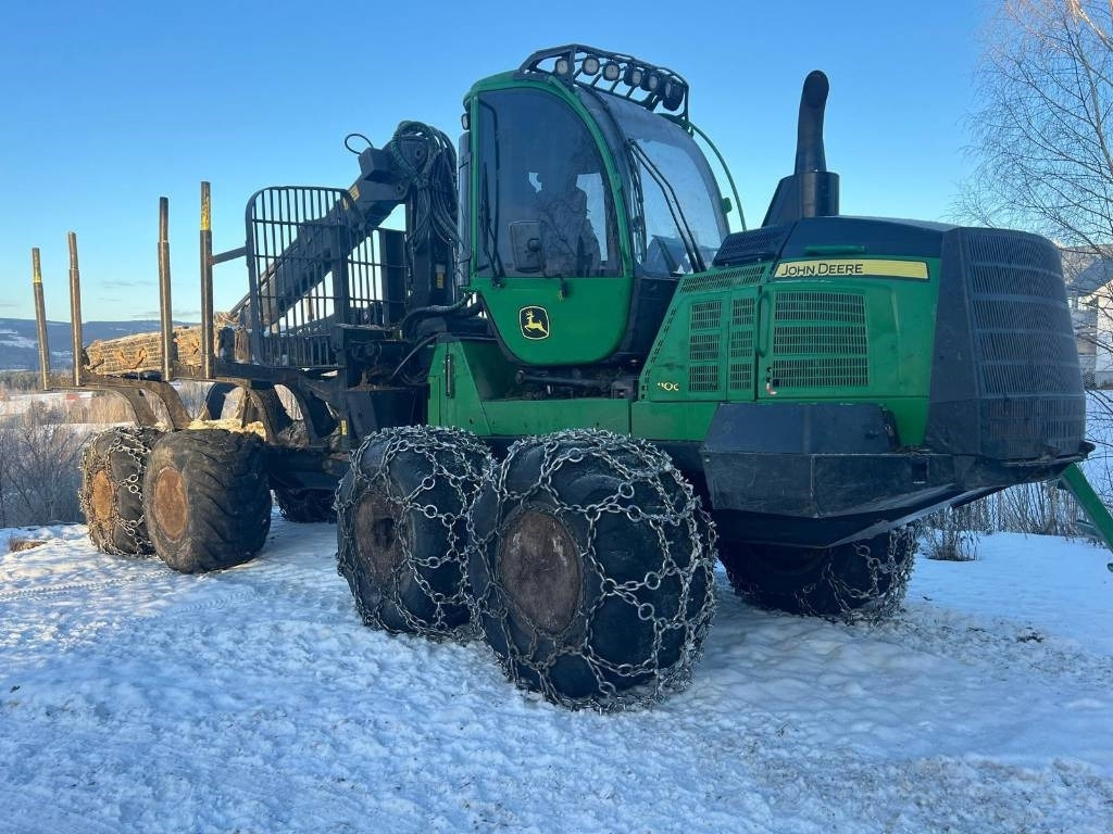 John Deere 1110 G - Forwarder: picture 3 John Deere 1110 G - Forwarder: picture 3