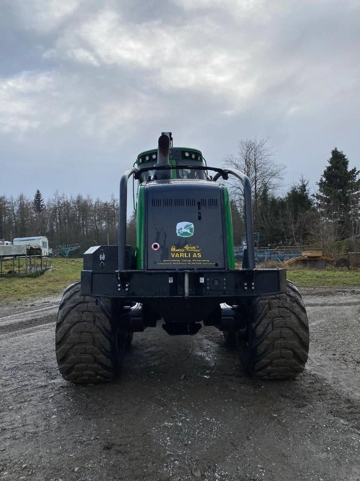 Forestry harvester John Deere 1270 G: picture 9