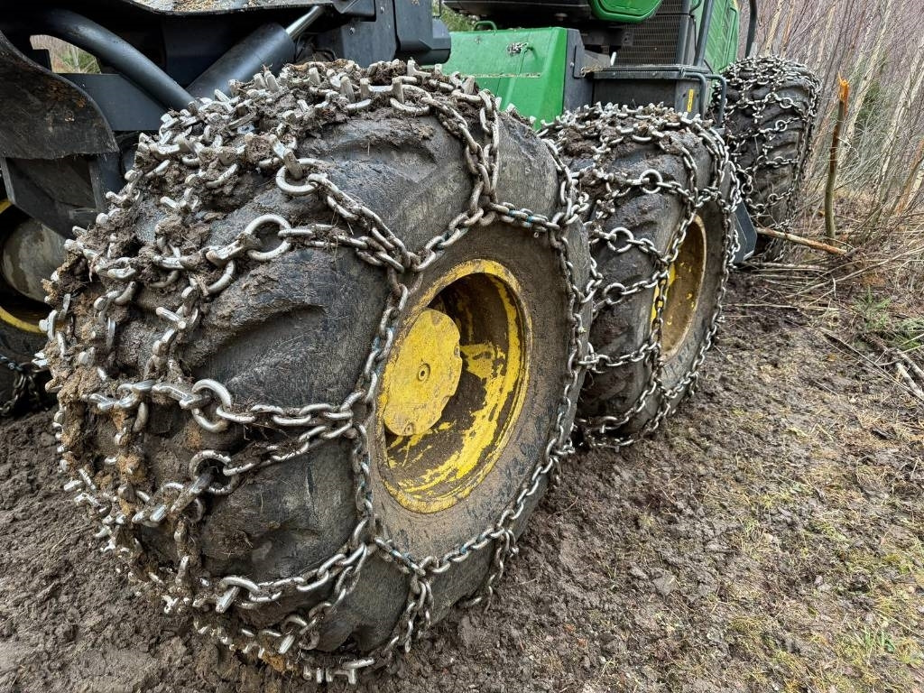 John Deere 1470 G - Forestry harvester: picture 4 John Deere 1470 G - Forestry harvester: picture 4