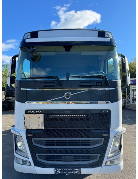 Volvo FH 540 8x2*4, ADR, Chassi (ex. Gas tank-truck), 2018 - Cab chassis truck: picture 2 Volvo FH 540 8x2*4, ADR, Chassi (ex. Gas tank-truck), 2018 - Cab chassis truck: picture 2
