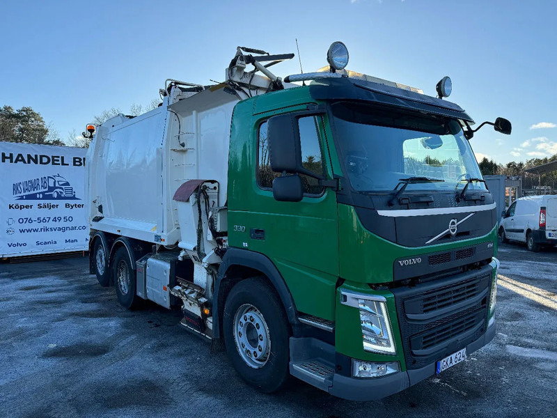 Volvo FM 330 RHD, 2-compart, & tipper, 2014 - Refuse truck: picture 1 Volvo FM 330 RHD, 2-compart, & tipper, 2014 - Refuse truck: picture 1