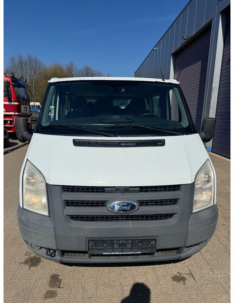 Ford **9PLACES-9SEATS** - Minibus, People carrier: picture 2 Ford **9PLACES-9SEATS** - Minibus, People carrier: picture 2