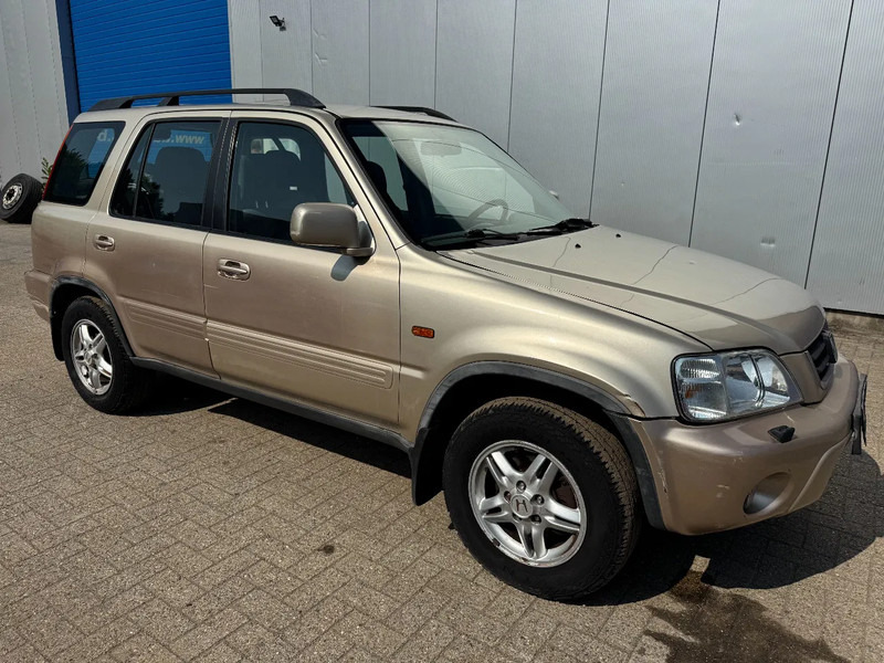 Honda CR-V **PETROL-ESSENCE-AC** - SUV: picture 3 Honda CR-V **PETROL-ESSENCE-AC** - SUV: picture 3