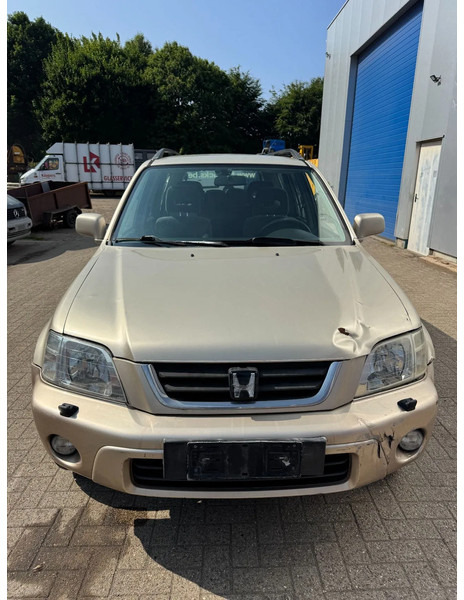Honda CR-V **PETROL-ESSENCE-AC** - SUV: picture 2 Honda CR-V **PETROL-ESSENCE-AC** - SUV: picture 2