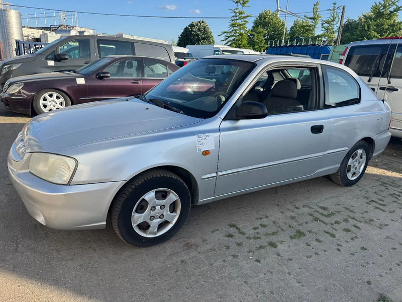 Hyundai Accent **PETROL-ESSENCE-BELGIUM CAR** - Saloon car: picture 1 Hyundai Accent **PETROL-ESSENCE-BELGIUM CAR** - Saloon car: picture 1
