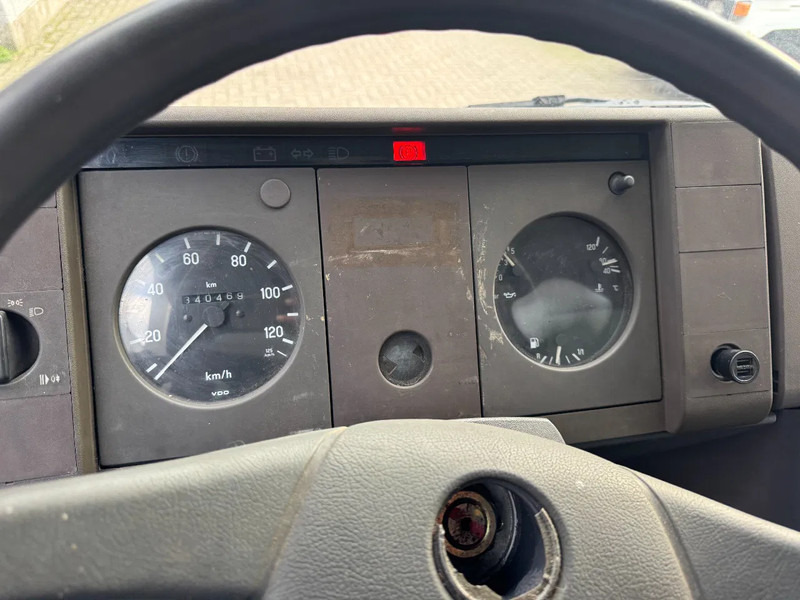 Curtain side truck Mercedes-Benz **611D-FRENCH ORIGIN**: picture 17