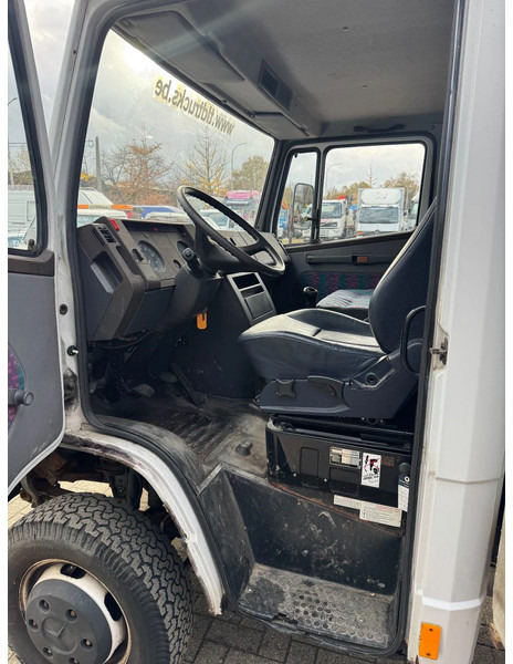 Curtain side truck Mercedes-Benz **611D-FRENCH ORIGIN**: picture 15