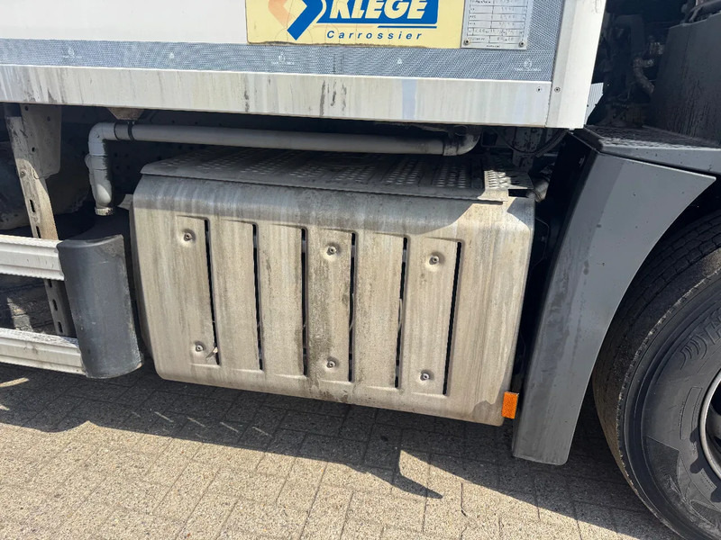 Mercedes-Benz Antos 1827 **BLUETEC 6-FRENCH TRUCK-8,70L BOX** - Refrigerated truck: picture 4 Mercedes-Benz Antos 1827 **BLUETEC 6-FRENCH TRUCK-8,70L BOX** - Refrigerated truck: picture 4