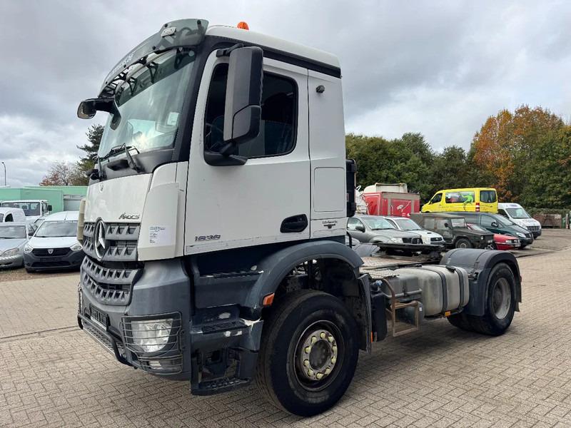Mercedes-Benz Arocs **1939-BELGIAN TRUCK-BLUETEC 6-LOW MILEAGE** - Tractor unit: picture 1 Mercedes-Benz Arocs **1939-BELGIAN TRUCK-BLUETEC 6-LOW MILEAGE** - Tractor unit: picture 1