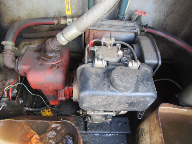 Storage tank DIESEL FUEL TANK 10,500 LTR APPROX COMPLETE WITH DONKEY ENGINE, PUMPS AND HOSES, ALL IN WORKING ORDER (3.6 X 1.8 X 1.8M): picture 6 Storage tank DIESEL FUEL TANK 10,500 LTR APPROX COMPLETE WITH DONKEY ENGINE, PUMPS AND HOSES, ALL IN WORKING ORDER (3.6 X 1.8 X 1.8M): picture 6