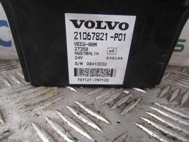 VOLVO FE BBM UNIT P/NO 21067821-P01 - ECU for Truck: picture 2 VOLVO FE BBM UNIT P/NO 21067821-P01 - ECU for Truck: picture 2