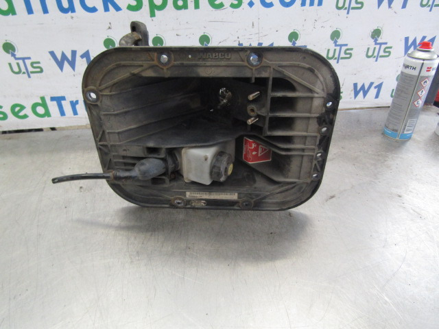 VOLVO FE BRAKE AND CLUTCH PEDAL BOX WABCO P/NO 7421194142 - Brake parts for Truck: picture 1 VOLVO FE BRAKE AND CLUTCH PEDAL BOX WABCO P/NO 7421194142 - Brake parts for Truck: picture 1