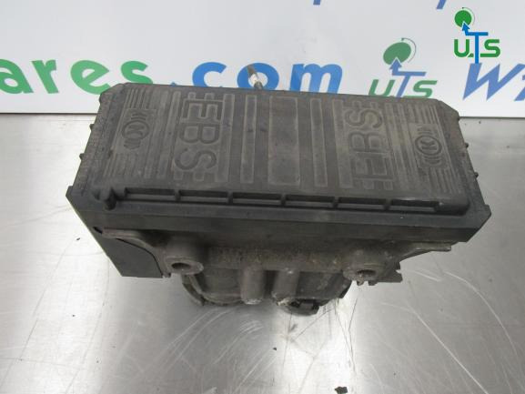 VOLVO FE EBS MODULATOR P/NO 21122035 - Brake parts for Truck: picture 1 VOLVO FE EBS MODULATOR P/NO 21122035 - Brake parts for Truck: picture 1