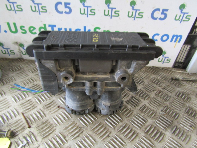 VOLVO FE EBS MODULATOR VALVE EURO 6 - ECU for Truck: picture 1 VOLVO FE EBS MODULATOR VALVE EURO 6 - ECU for Truck: picture 1