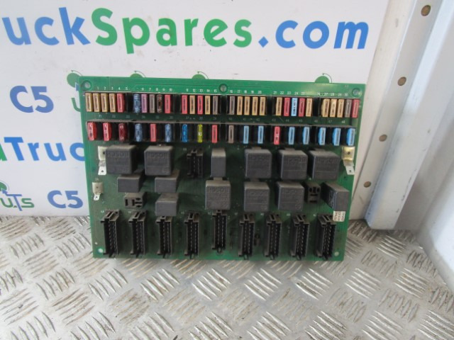 VOLVO FLE/FL6 FUSEBOARD 1079459 P04 - Electrical system for Truck: picture 1 VOLVO FLE/FL6 FUSEBOARD 1079459 P04 - Electrical system for Truck: picture 1