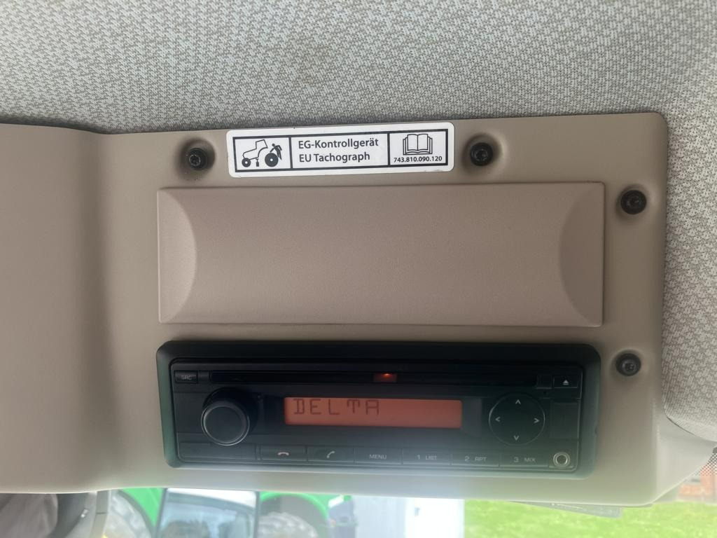 Farm tractor Fendt 828 Profi Plus: picture 13