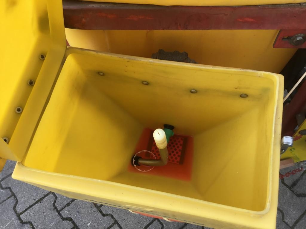 Gambetti PEG 1000/1212 - Tractor mounted sprayer: picture 4 Gambetti PEG 1000/1212 - Tractor mounted sprayer: picture 4