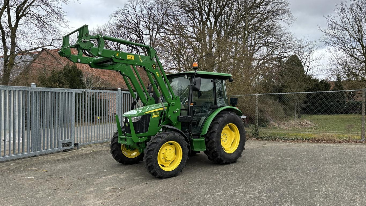 John Deere 5075E STUFE V - Farm tractor: picture 1 John Deere 5075E STUFE V - Farm tractor: picture 1
