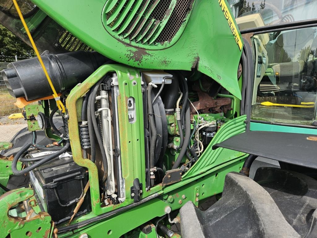 John Deere 6420S - Farm tractor: picture 4 John Deere 6420S - Farm tractor: picture 4