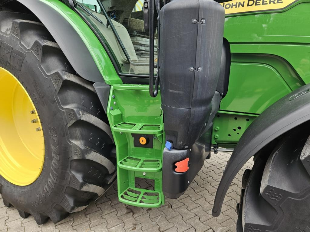 Leasing of John Deere 6R185 John Deere 6R185: picture 7