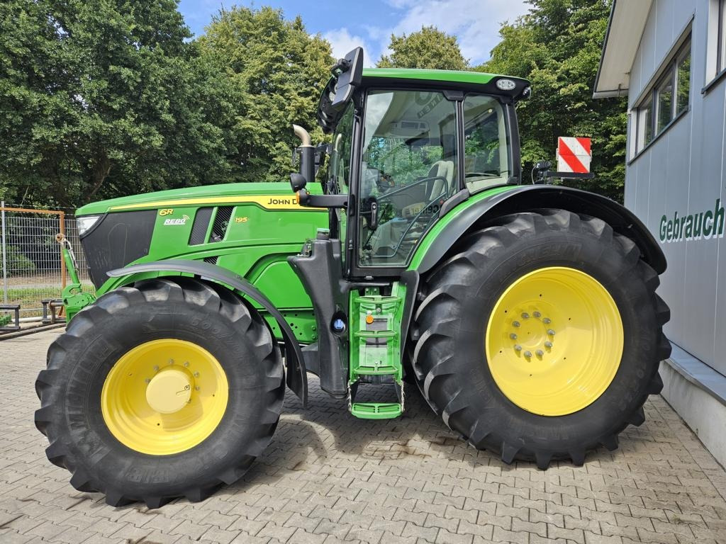 Farm tractor John Deere 6R195: picture 25