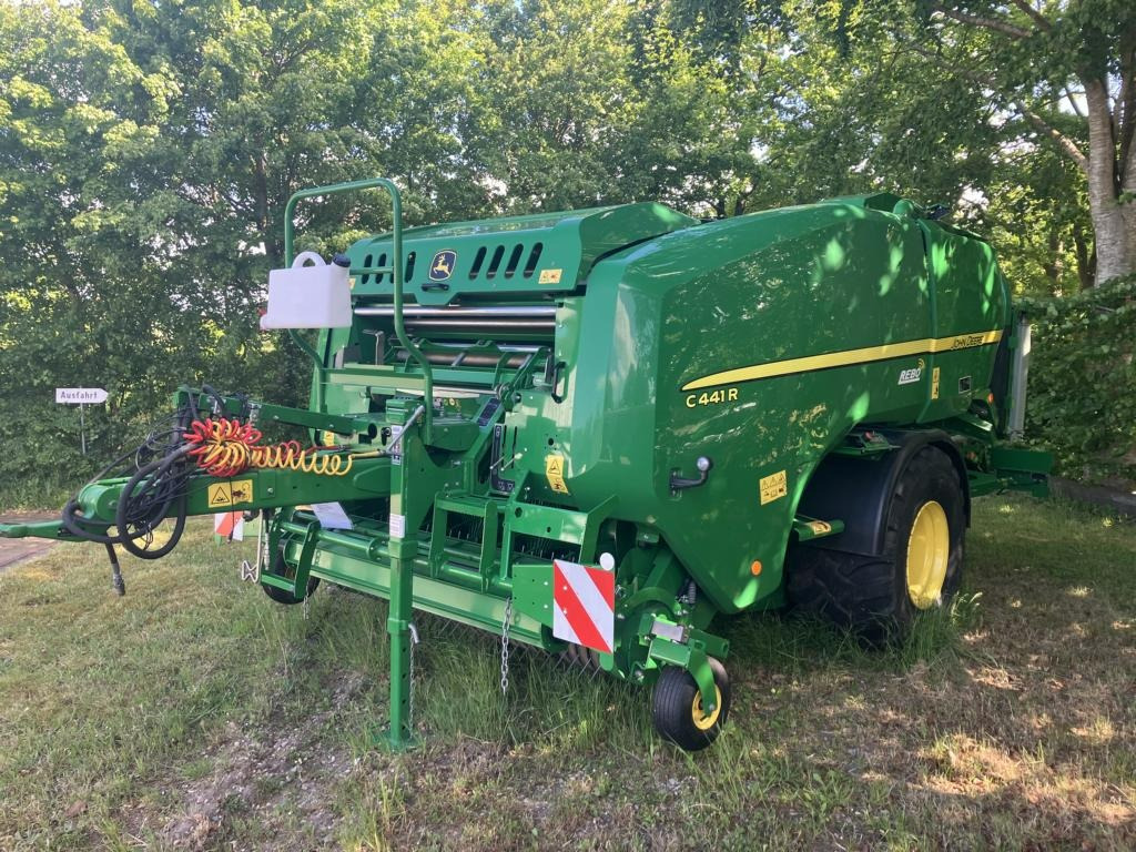 John Deere FESTKAMMER-KOMBIPRESSE C441R - Hay and forage equipment: picture 1 John Deere FESTKAMMER-KOMBIPRESSE C441R - Hay and forage equipment: picture 1