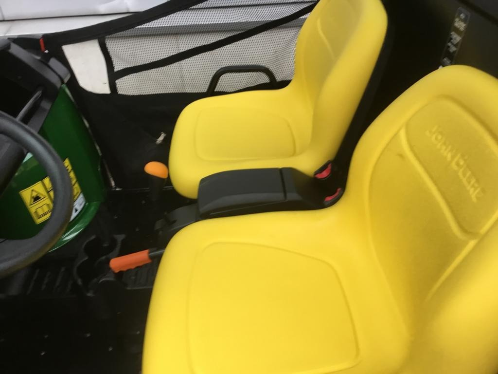 John Deere GATOR HPX 815 E - ATV/ Quad: picture 3 John Deere GATOR HPX 815 E - ATV/ Quad: picture 3