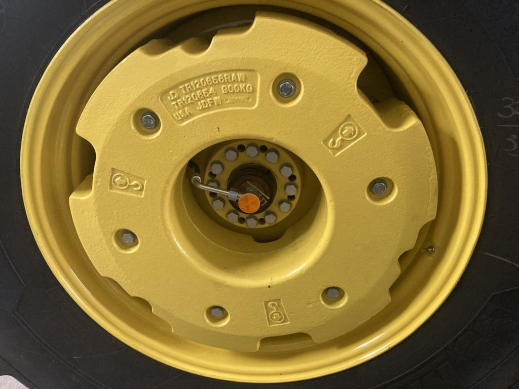 New Farm tractor John Deere TRAKTOR 8R370: picture 11 New Farm tractor John Deere TRAKTOR 8R370: picture 11