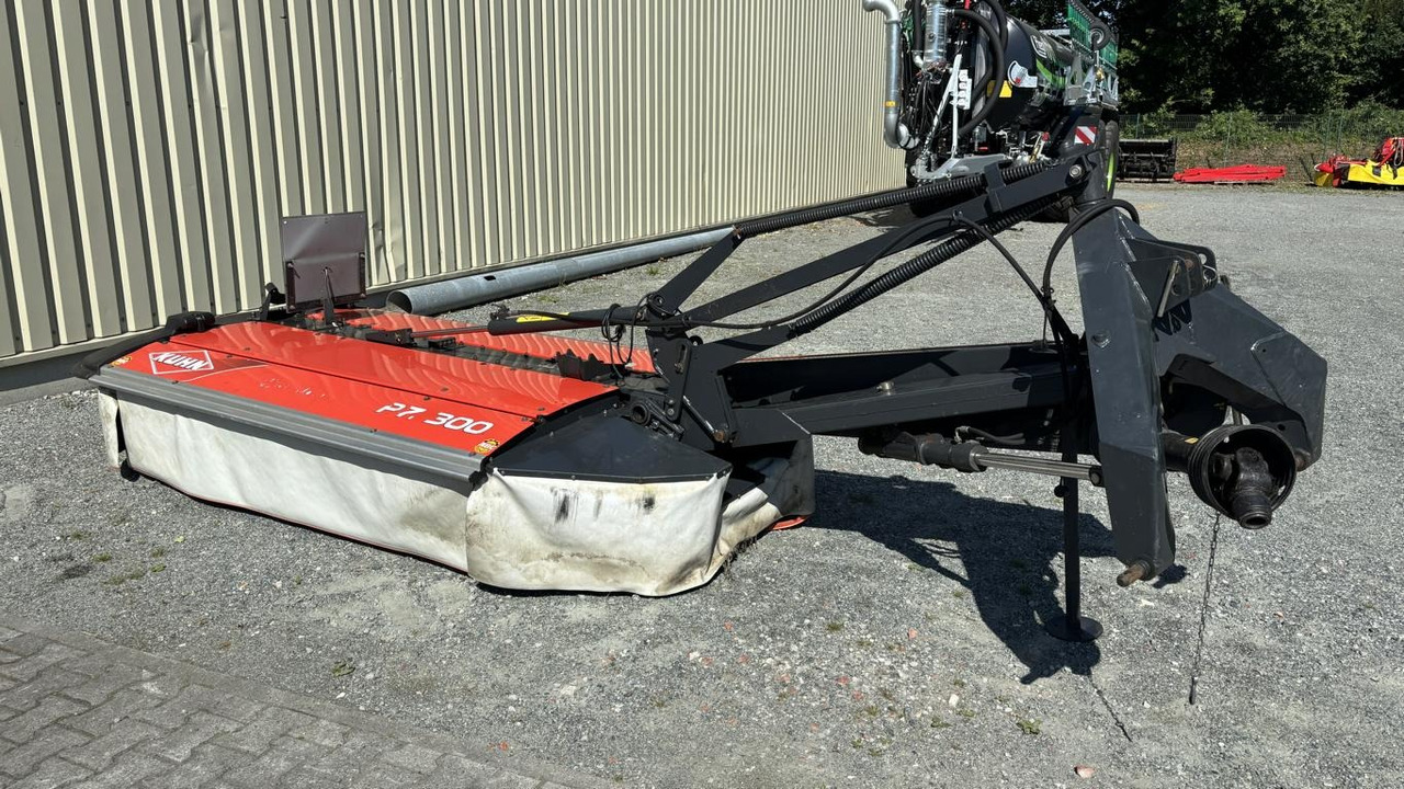 Kuhn PZ 300 - Mower: picture 1 Kuhn PZ 300 - Mower: picture 1