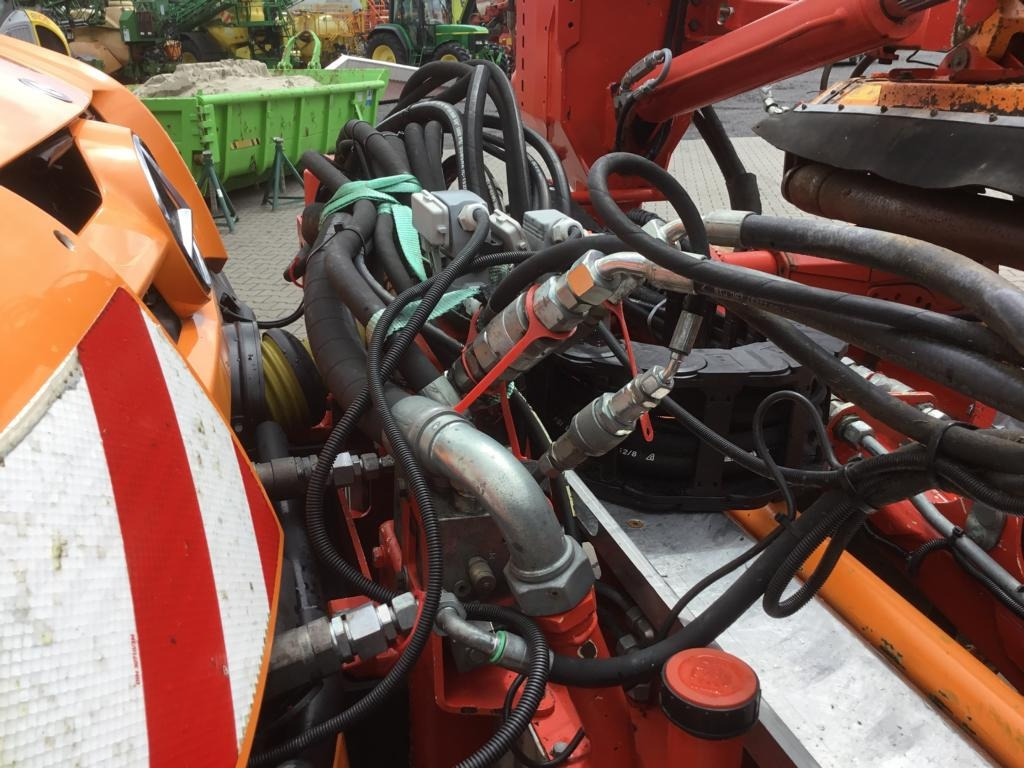 Municipal/ Special vehicle Mercedes-Benz UNIMOG U 527: picture 15