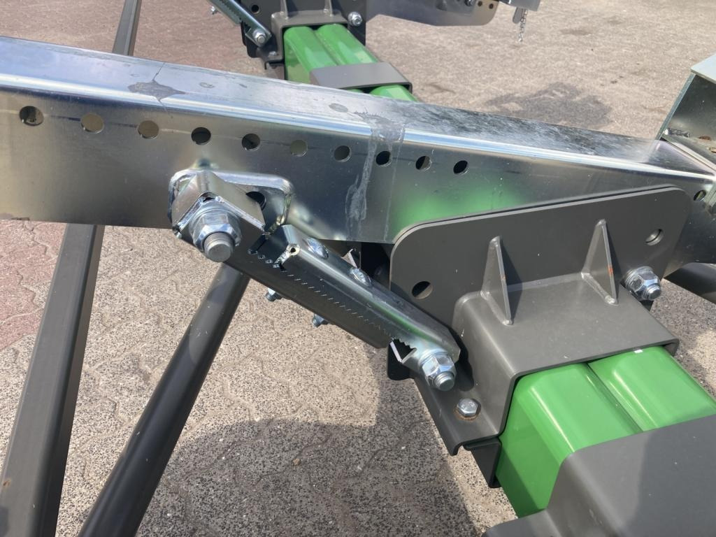 Ziegler 4WT JD HD40X - Combine harvester: picture 2 Ziegler 4WT JD HD40X - Combine harvester: picture 2